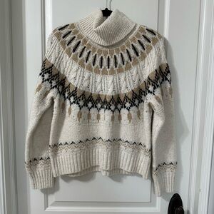 Old Navy Cream Patterned Turtleneck Sweater